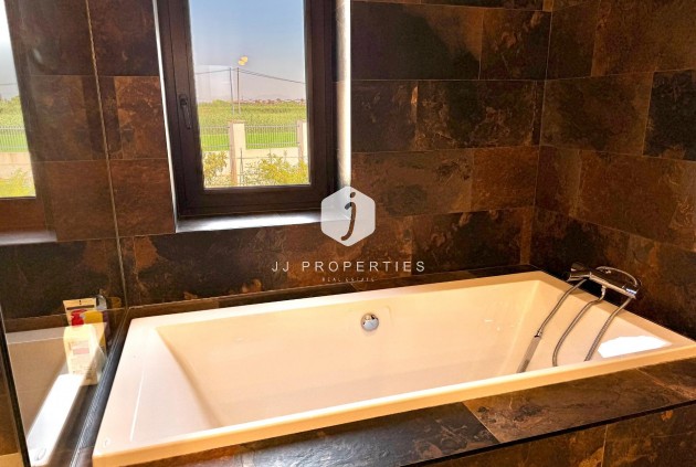 Segunda mano - Villa -
Dolores - Comunidad Valenciana