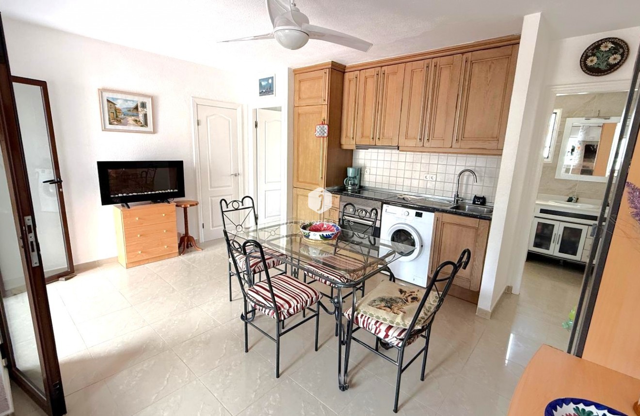 Segunda mano - Apartamento / piso -
San Miguel de Salinas - Inland