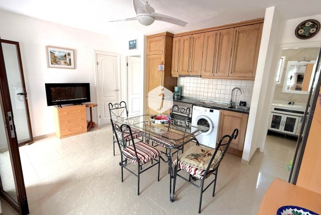 Segunda mano - Apartamento / piso -
San Miguel de Salinas - Inland