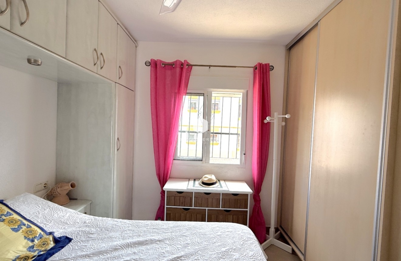 Segunda mano - Apartamento / piso -
San Miguel de Salinas - Inland