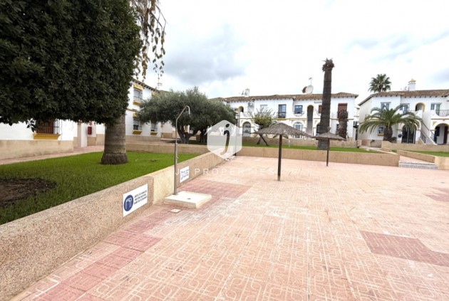 Segunda mano - Apartamento / piso -
San Miguel de Salinas - Inland