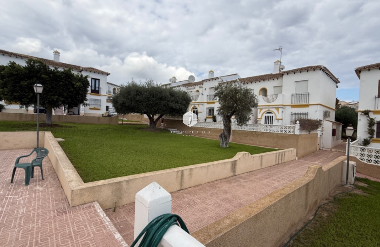 Segunda mano - Apartamento / piso -
San Miguel de Salinas - Inland
