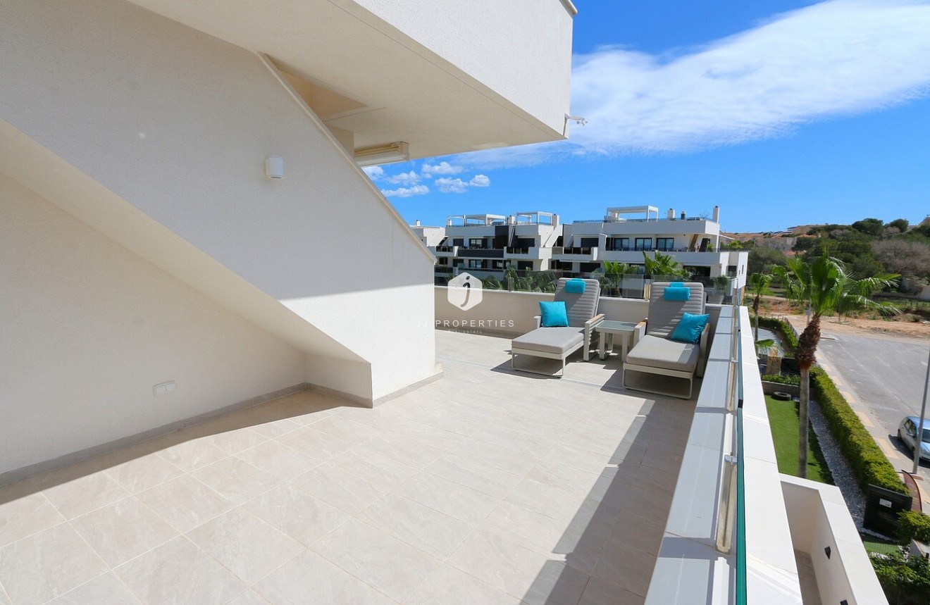 Tweedehands - Penthouse -
Los Altos - Costa Blanca