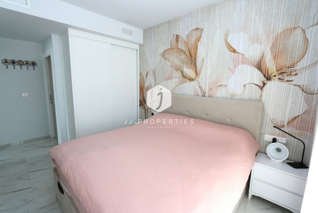 Tweedehands - Penthouse -
Los Altos - Costa Blanca