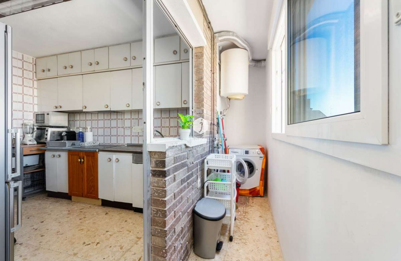 D'occasion - Appartement -
Torrevieja - Costa Blanca