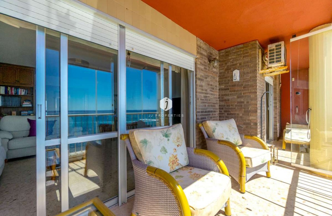 D'occasion - Appartement -
Torrevieja - Costa Blanca