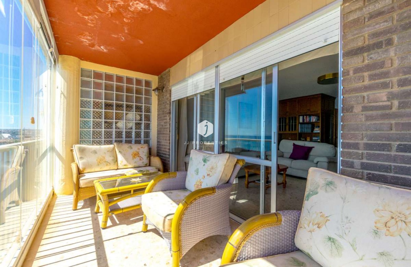 D'occasion - Appartement -
Torrevieja - Costa Blanca