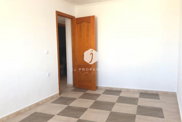 Segunda mano - Chalet -
San Miguel de Salinas - Inland