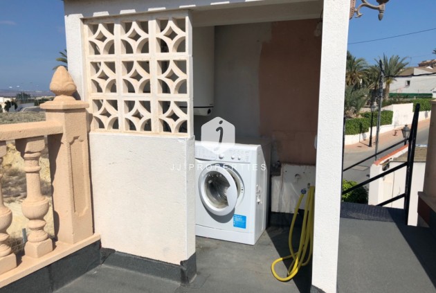 Segunda mano - Chalet -
San Miguel de Salinas - Inland