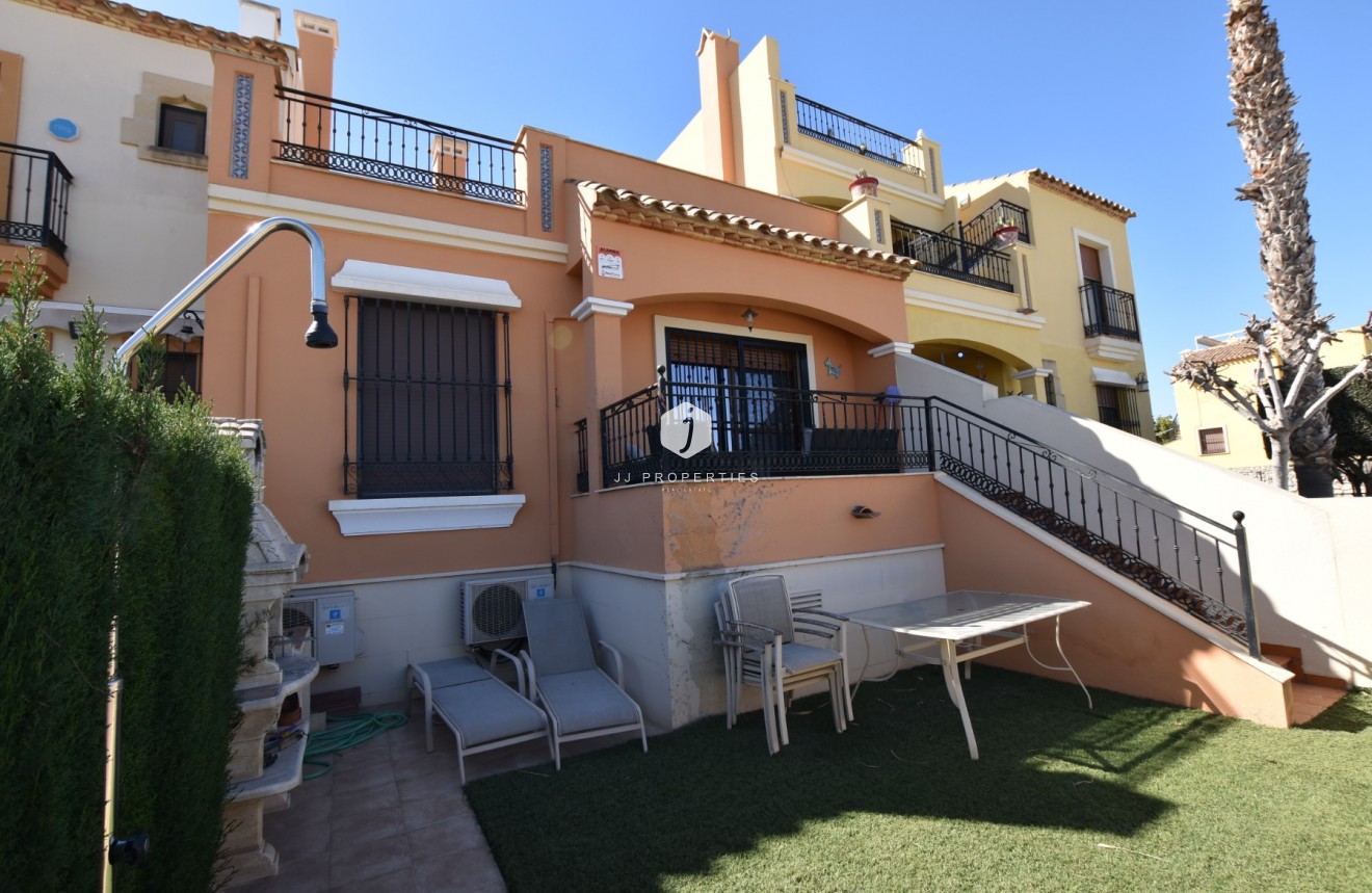 Segunda mano - Chalet -
Algorfa - Inland