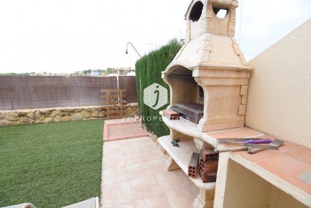 Segunda mano - Chalet -
Algorfa - Inland