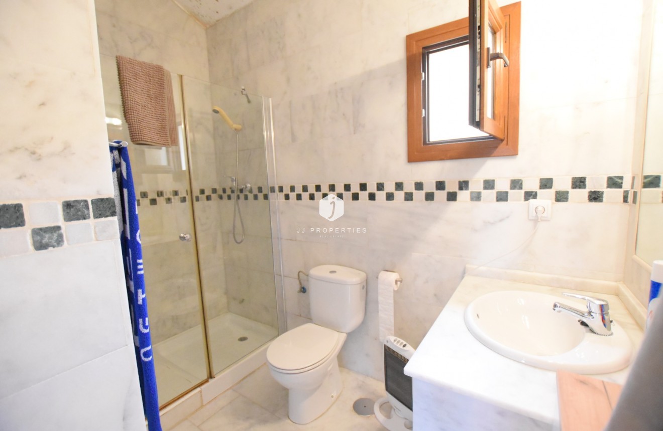 Segunda mano - Chalet -
Algorfa - Inland