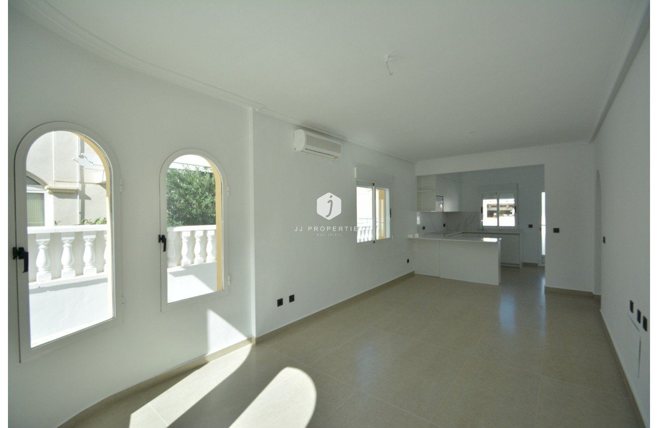 D'occasion - Villa -
Algorfa - Inland