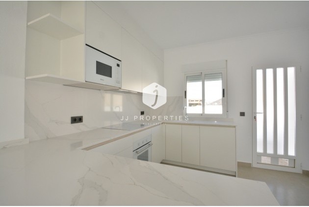 D'occasion - Villa -
Algorfa - Inland