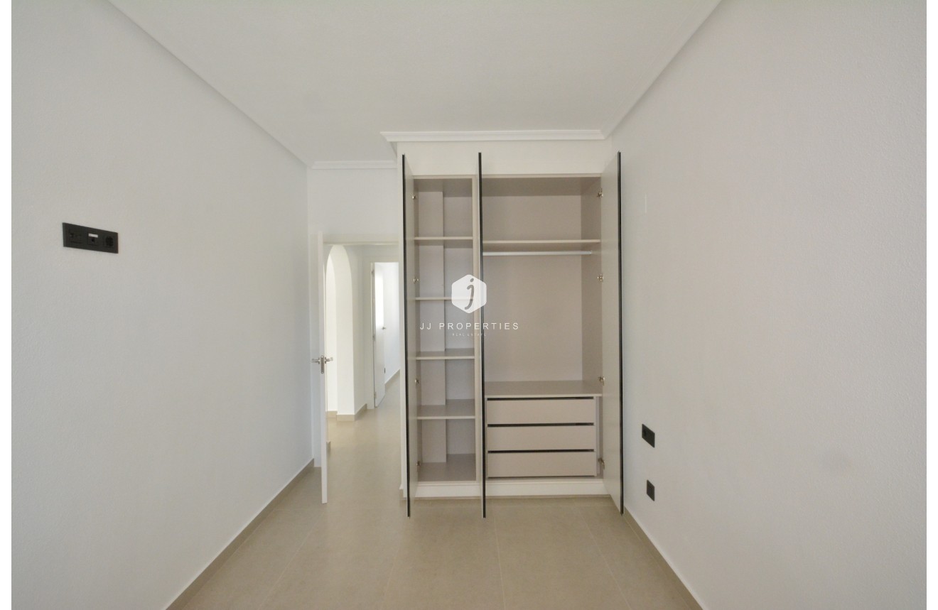 D'occasion - Villa -
Algorfa - Inland