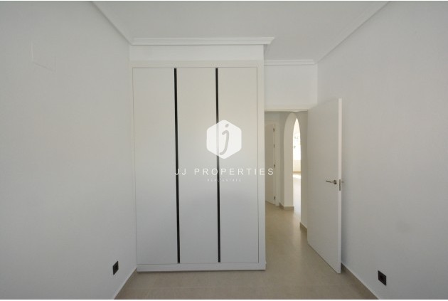 D'occasion - Villa -
Algorfa - Inland