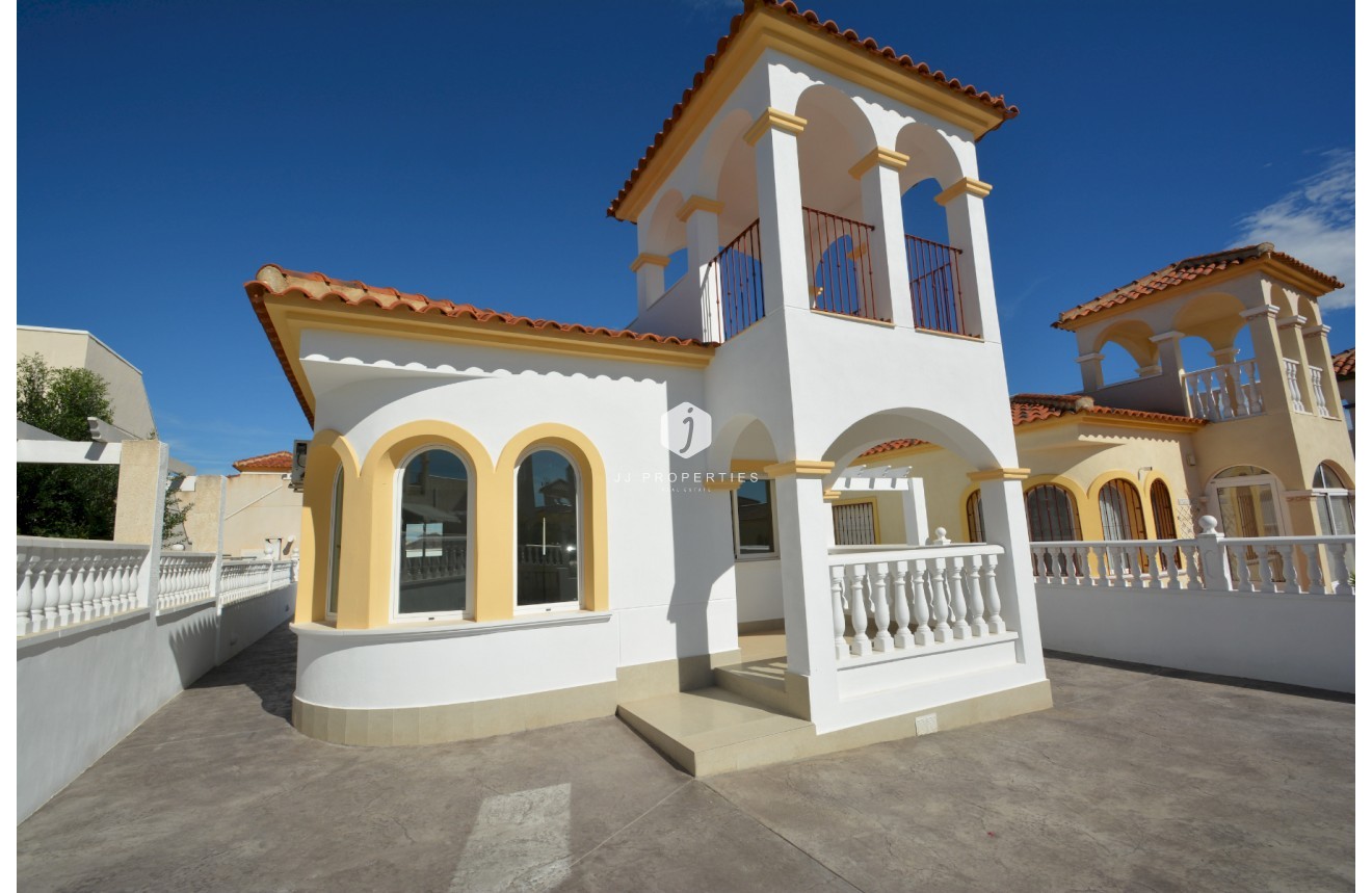 D'occasion - Villa -
Algorfa - Inland