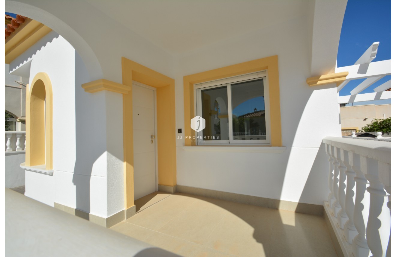 D'occasion - Villa -
Algorfa - Inland