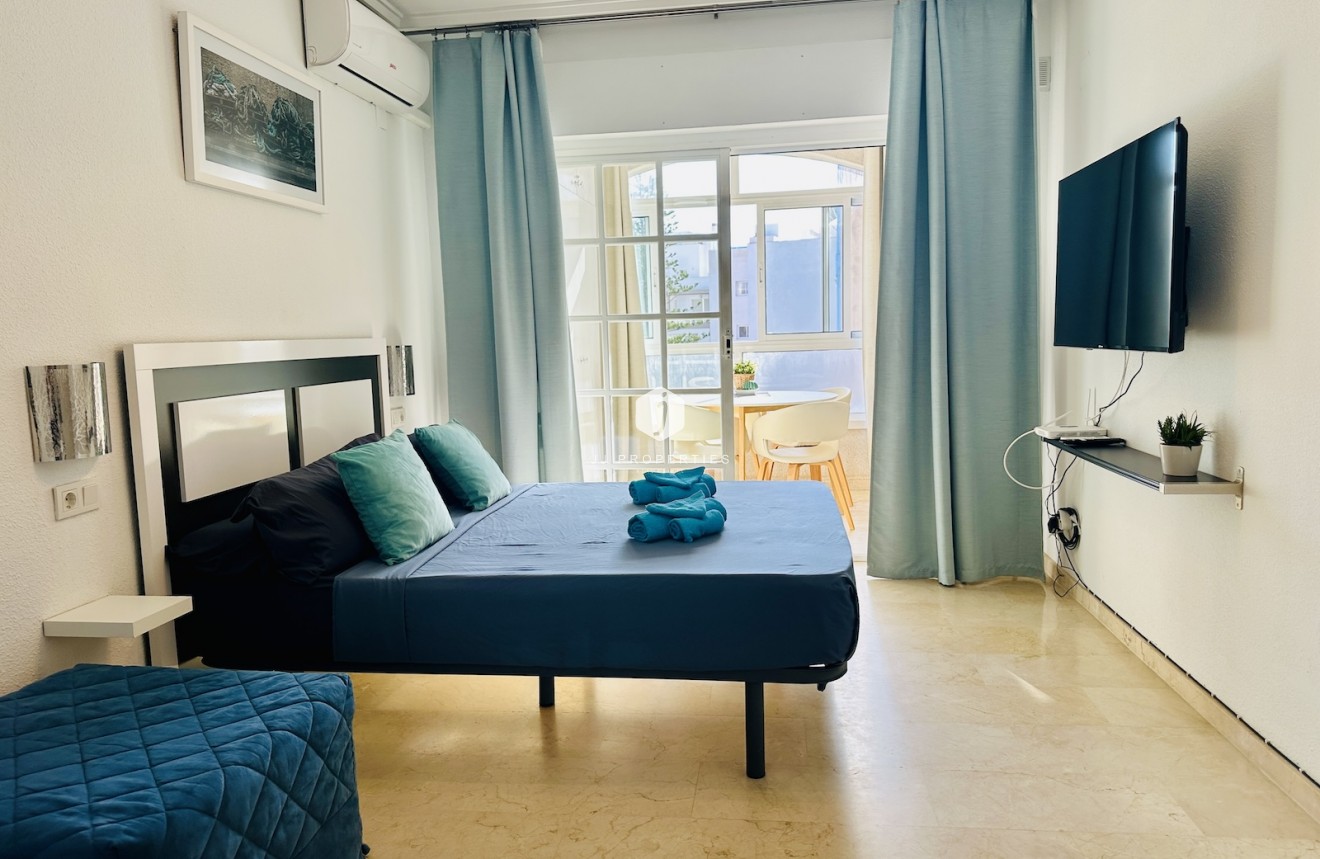 Segunda mano - Apartamento / piso -
Torrevieja - Costa Blanca