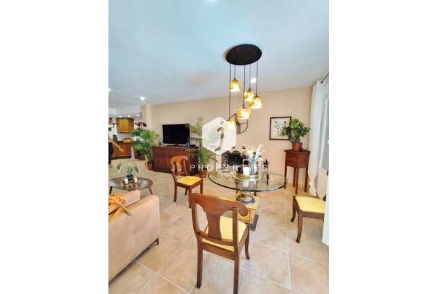 Segunda mano - Villa -
San Miguel de Salinas - Inland