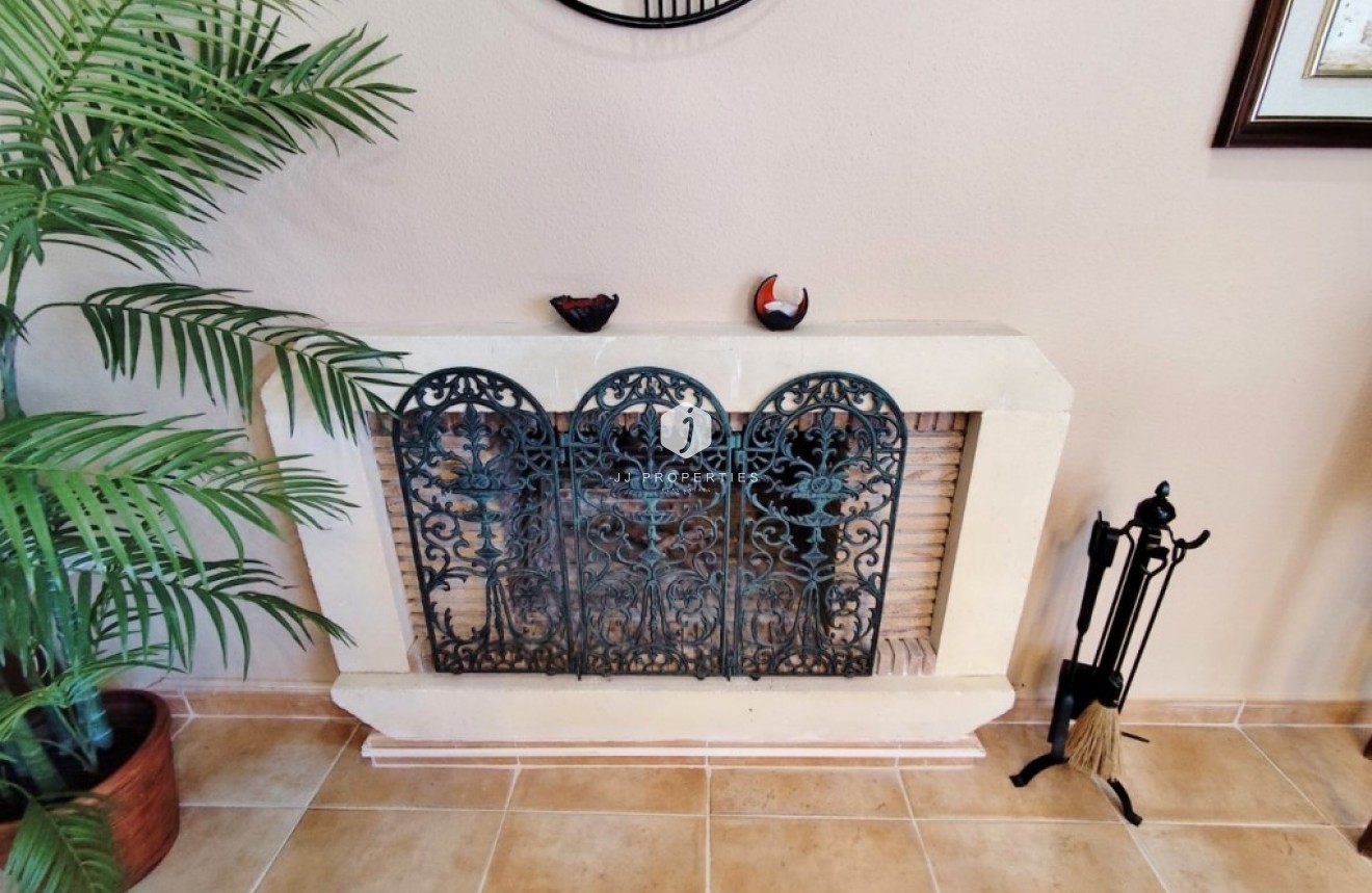 Segunda mano - Villa -
San Miguel de Salinas - Inland