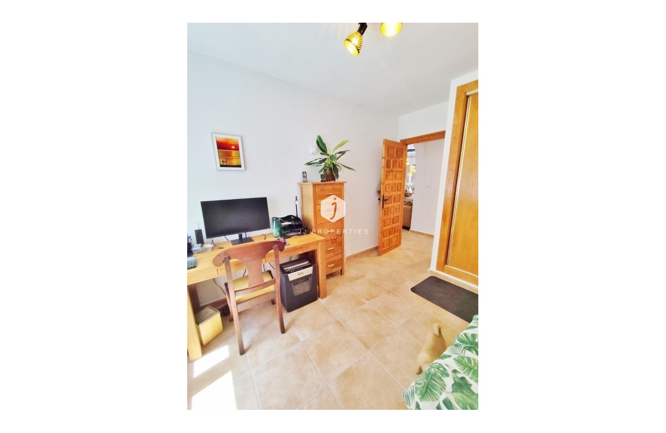 Segunda mano - Villa -
San Miguel de Salinas - Inland