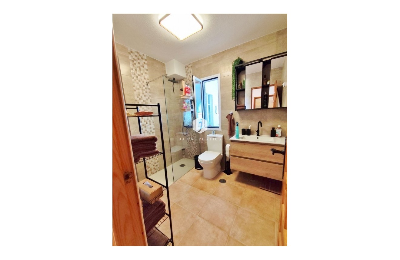 Segunda mano - Villa -
San Miguel de Salinas - Inland