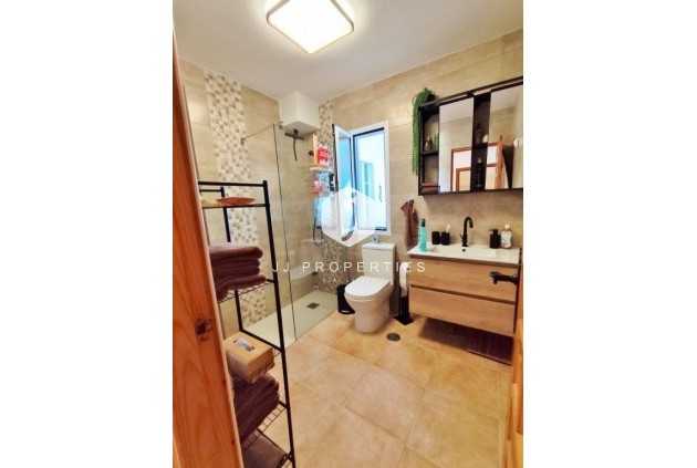 Segunda mano - Villa -
San Miguel de Salinas - Inland