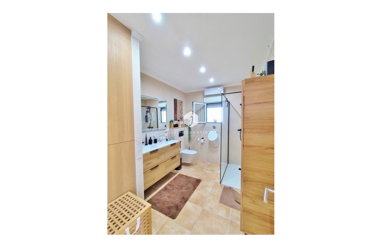 Segunda mano - Villa -
San Miguel de Salinas - Inland