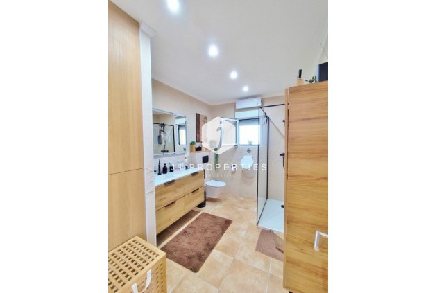 Segunda mano - Villa -
San Miguel de Salinas - Inland