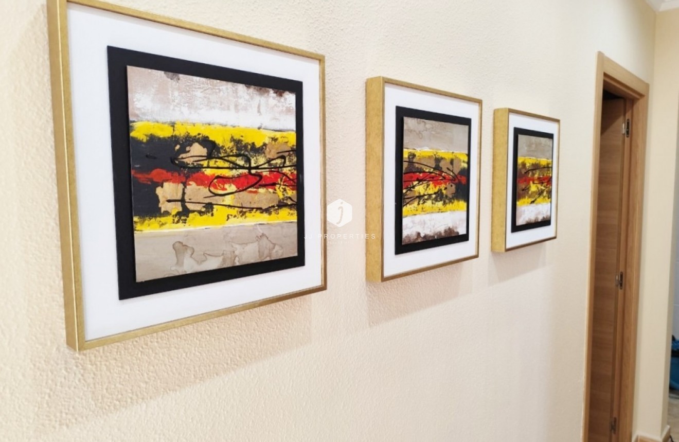 Segunda mano - Villa -
San Miguel de Salinas - Inland