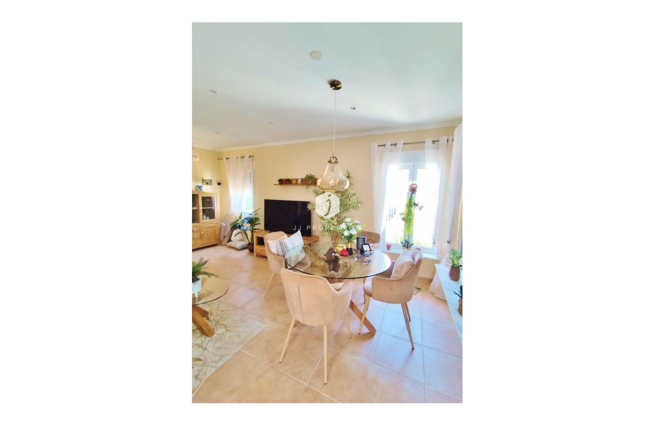 Segunda mano - Villa -
San Miguel de Salinas - Inland