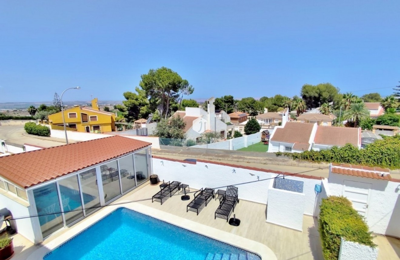 Segunda mano - Villa -
San Miguel de Salinas - Inland