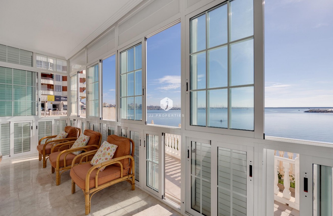 Segunda mano - Apartamento / piso -
Torrevieja - Costa Blanca