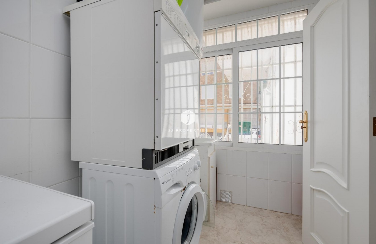 Segunda mano - Apartamento / piso -
Torrevieja - Costa Blanca