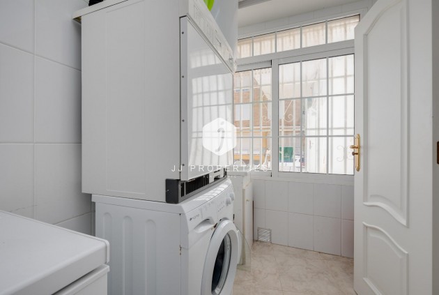 Segunda mano - Apartamento / piso -
Torrevieja - Costa Blanca