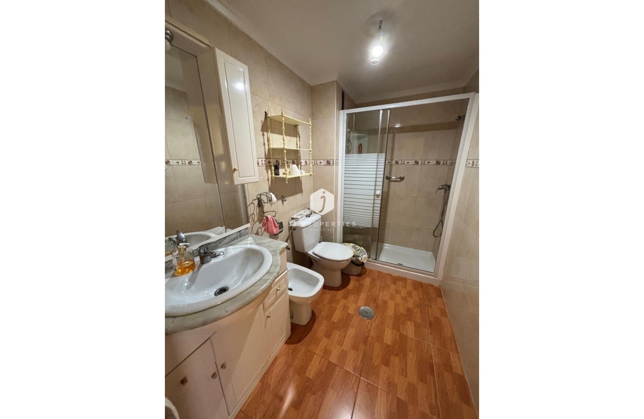 Segunda mano - Ático -
Torrevieja - Playa de los Naufragos