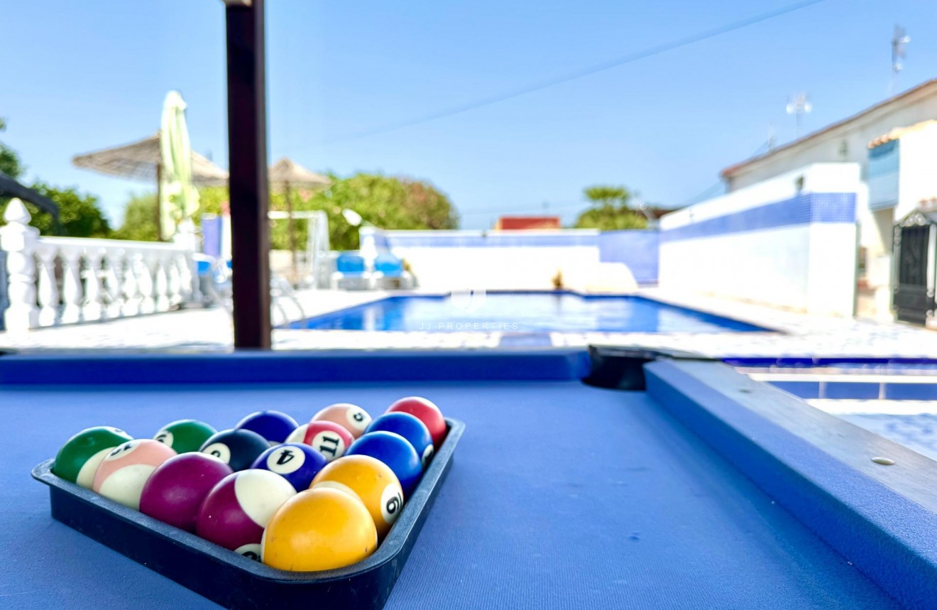 Segunda mano - Villa -
Dolores - Comunidad Valenciana