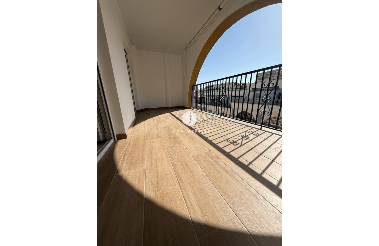 Segunda mano - Apartamento / piso -
Torrevieja - Costa Blanca