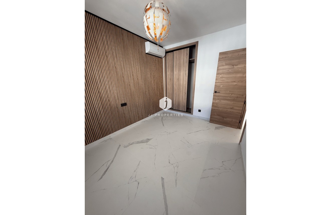 Segunda mano - Apartamento / piso -
Torrevieja - Costa Blanca