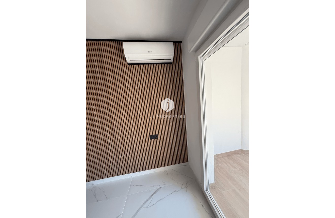 Segunda mano - Apartamento / piso -
Torrevieja - Costa Blanca