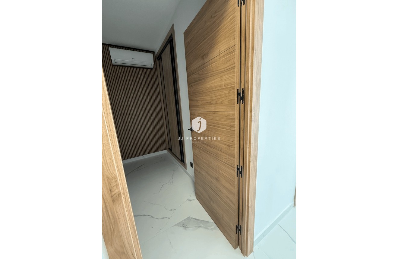 Segunda mano - Apartamento / piso -
Torrevieja - Costa Blanca