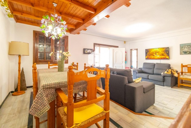 D'occasion - Chalet -
Torrevieja - Cabo cervera