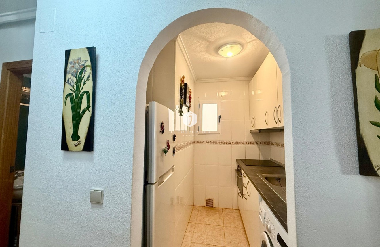 Segunda mano - Apartamento / piso -
Torrevieja - PARQUE DE LAS NACIONES