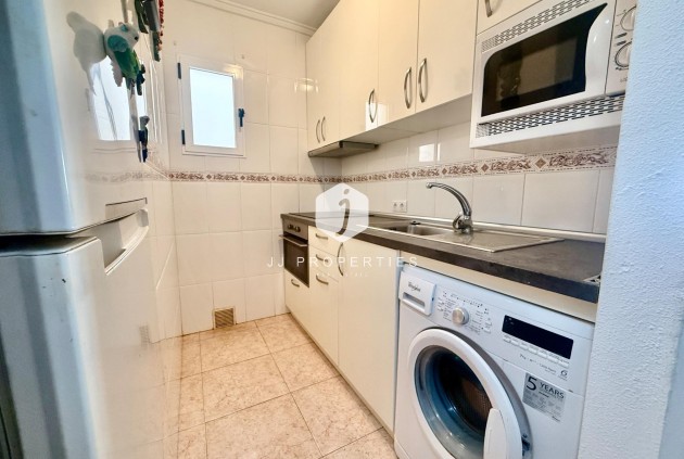 Segunda mano - Apartamento / piso -
Torrevieja - PARQUE DE LAS NACIONES