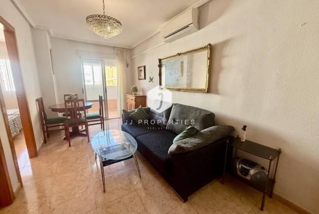 Segunda mano - Apartamento / piso -
Torrevieja - PARQUE DE LAS NACIONES