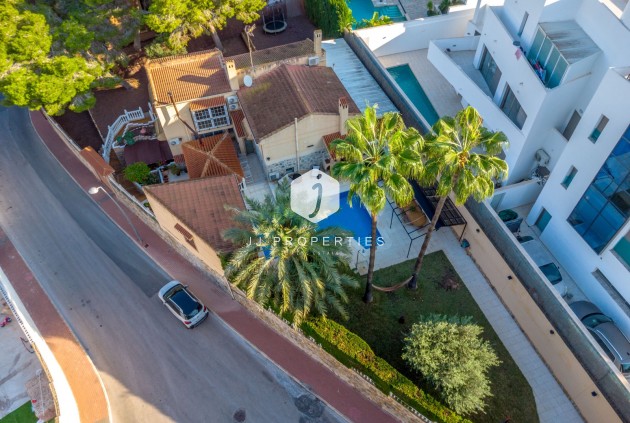 Segunda mano - Chalet -
Torrevieja - Los balcones