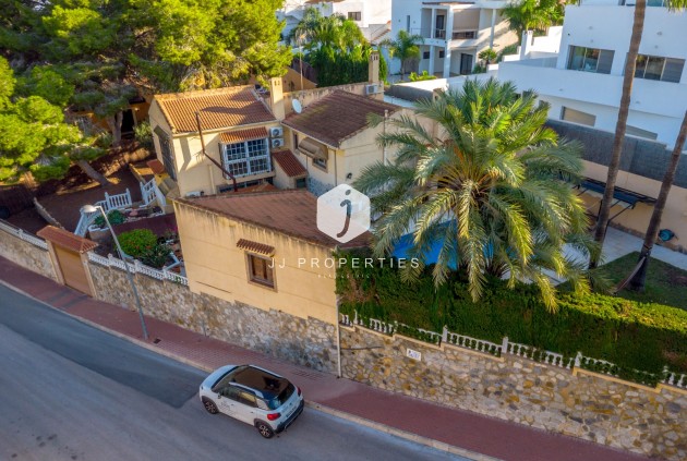 Segunda mano - Chalet -
Torrevieja - Los balcones