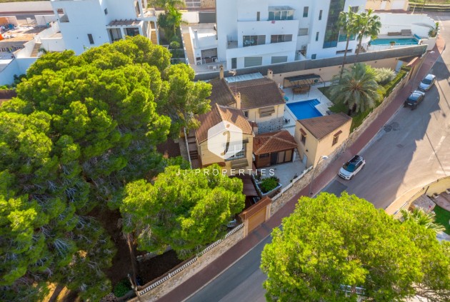 Segunda mano - Chalet -
Torrevieja - Los balcones
