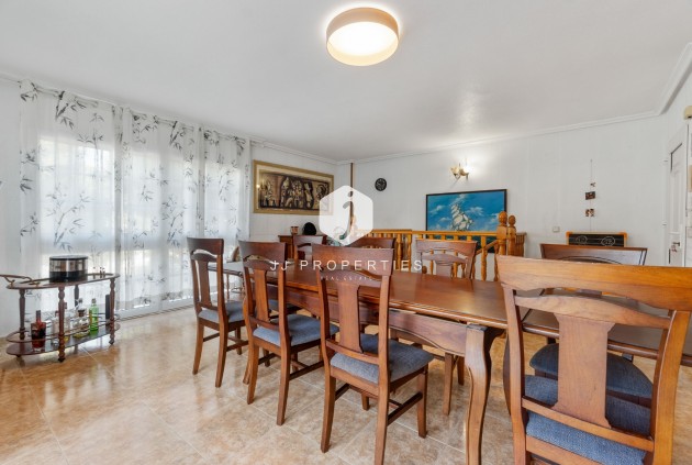 Segunda mano - Chalet -
Torrevieja - Los balcones